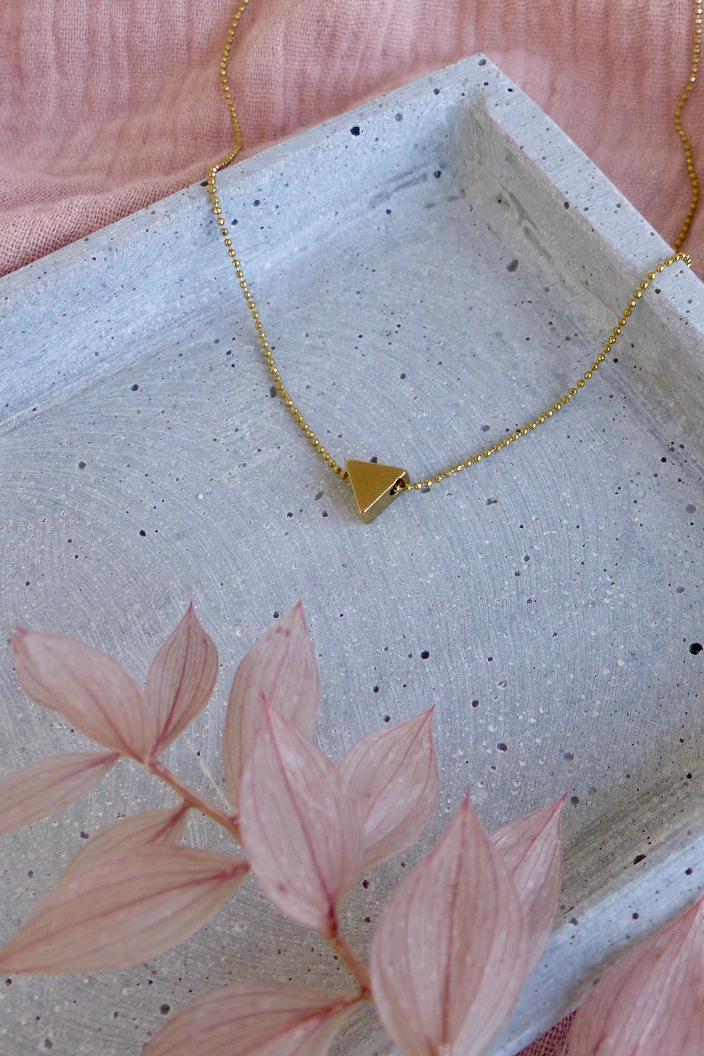 Kurze Statement Kette aus Messing schlicht