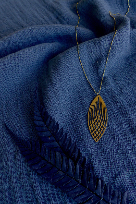 Elegante Statement Kette aus Messing
